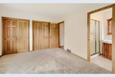 706 Huntington Lane, Schaumburg, IL 60193 - Photo 15