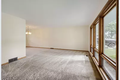 706 Huntington Lane, Schaumburg, IL 60193 - Photo 5