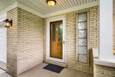 706 Huntington Lane, Schaumburg, IL 60193 - Photo 3