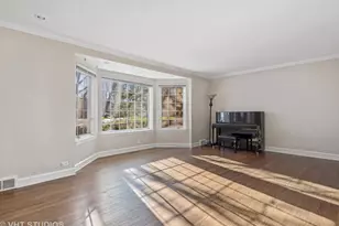1744 Central Ave, Wilmette, IL 60091 - Photo 3