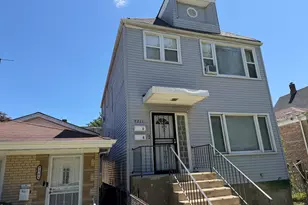 9211 S Clyde Ave, Chicago, IL 60617 - Photo 7