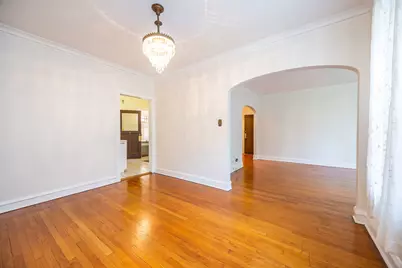2430 W Greenleaf Avenue #1, Chicago, IL 60645 - Photo 15