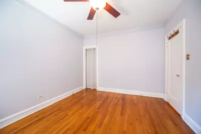 2430 W Greenleaf Avenue #1, Chicago, IL 60645 - Photo 11