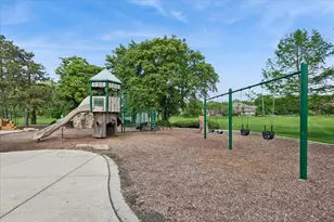 500 Parkview Pl, Burr Ridge, IL 60527 - Photo 27