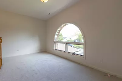 810 Edgemere Road, Buffalo Grove, IL 60089 - Photo 17