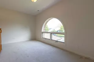 810 Edgemere Rd, Buffalo Grove, IL 60089 - Photo 17