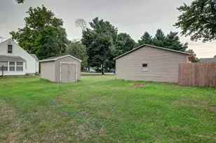 315 E Booth St, Tampico, IL 61283 - Photo 19