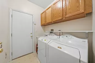 1944 School House Ln, Aurora, IL 60506 - Photo 29