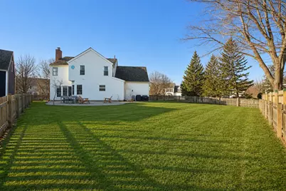 [Address not provided], Gurnee, IL 60031 - Photo 5