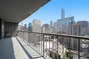 10 E Ontario St, Chicago, IL 60611 - Photo 17