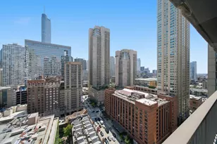 10 E Ontario St, Chicago, IL 60611 - Photo 27