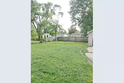 626 N Buell Avenue, Aurora, IL 60506 - Photo 3
