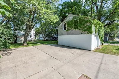 3002 Enoch Avenue, Zion, IL 60099 - Photo 47