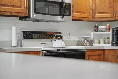 324 N Chaucer Boulevard, Monticello, IL 61856 - Photo 25
