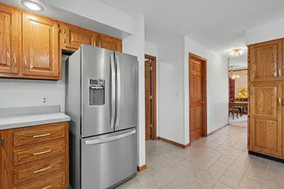 324 N Chaucer Boulevard, Monticello, IL 61856 - Photo 29