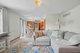 324 N Chaucer Blvd, Monticello, IL 61856 - Photo 13