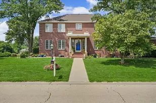 324 N Chaucer Blvd, Monticello, IL 61856 - Photo 73