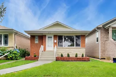 7528 W Winnemac Avenue, Harwood Heights, IL 60706 - Photo 1