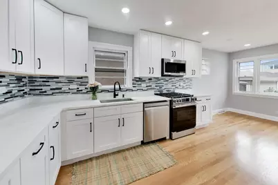 7528 W Winnemac Avenue, Harwood Heights, IL 60706 - Photo 9