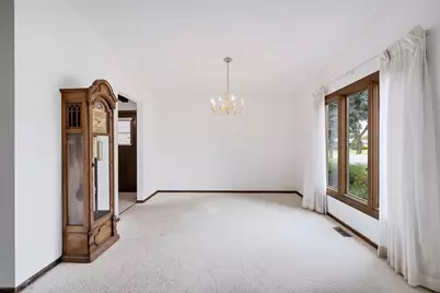 3N565 Crown Road, Elmhurst, IL 60126 - Photo 7