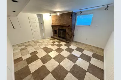 1008 Adams Court, Carpentersville, IL 60110 - Photo 15