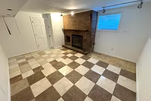 1008 Adams Ct, Carpentersville, IL 60110 - Photo 15