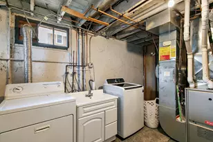 909 Augusta Ave, Elgin, IL 60120 - Photo 27