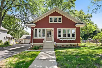 909 Augusta Avenue, Elgin, IL 60120 - Photo 1