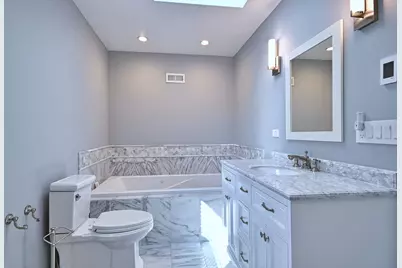 2329 Trumbull Avenue, River Grove, IL 60171 - Photo 11