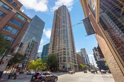 400 N La Salle Drive #4112, Chicago, IL 60654 - Photo 1