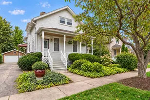 693 Cherry Ave, Lake Forest, IL 60045 - Photo 1