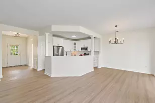 11550 Windsor Dr, Huntley, IL 60142 - Photo 3