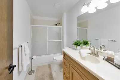 720 Dunhill Drive, Buffalo Grove, IL 60089 - Photo 15