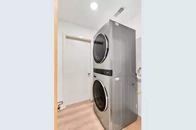 67 W Schiller Street, Chicago, IL 60610 - Photo 29