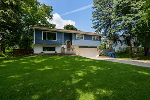 4400 Black Partridge Ln, Lisle, IL 60532 - Photo 23