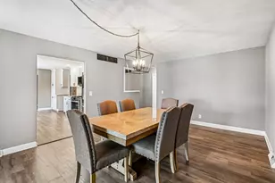 6797 Manchester Rd, South Beloit, IL 61080 - Photo 9