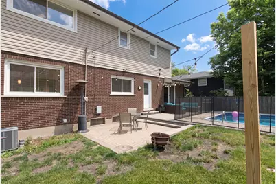 2005 E Cayuga Lane, Mount Prospect, IL 60056 - Photo 23