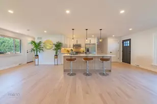 2405 Avondale Ave, Park Ridge, IL 60068 - Photo 5