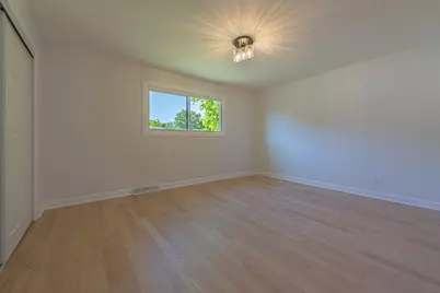 2405 Avondale Avenue, Park Ridge, IL 60068 - Photo 13