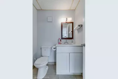 1340 Louis Avenue, Elk Grove Village, IL 60007 - Photo 21