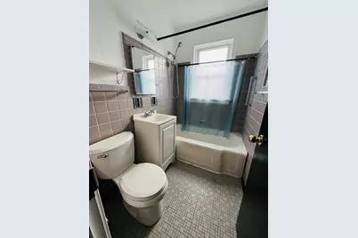 2626 W Balmoral Avenue #201, Chicago, IL 60625 - Photo 9