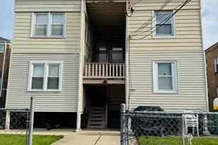 2626 W Balmoral Ave, Chicago, IL 60625 - Photo 13