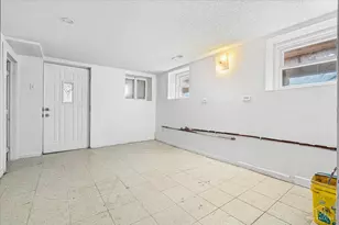 3645 S Wood St, Chicago, IL 60609 - Photo 21