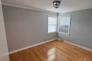 6320 N Kildare Ave, Chicago, IL 60646 - Photo 13
