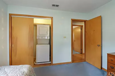 935 Diane Avenue, Elgin, IL 60123 - Photo 11