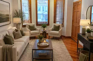 2423 N Lawndale Ave, Chicago, IL 60647 - Photo 3