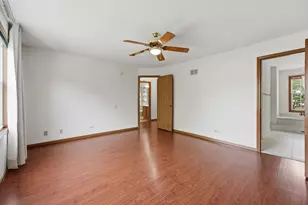 1404 W Sapphire Dr, Hoffman Estates, IL 60192 - Photo 21
