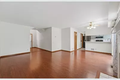 1404 W Sapphire Drive #1404, Hoffman Estates, IL 60192 - Photo 13