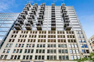 565 W Quincy St, Chicago, IL 60661 - Photo 1