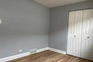 6437 W 63rd Pl, Chicago, IL 60638 - Photo 11